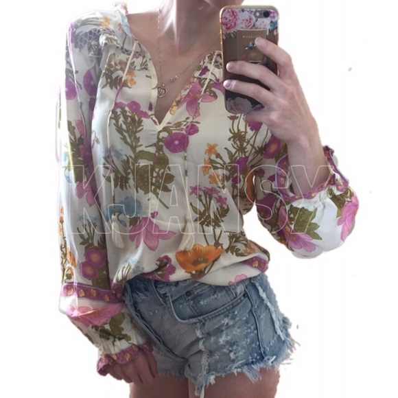 Bohemian Floral Blouse - Picture 5 of 8